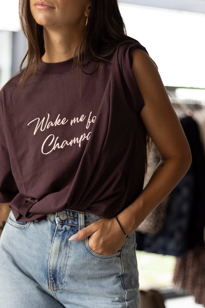 T-SHIRT "WAKE ME FOR CHAMPAGNE"