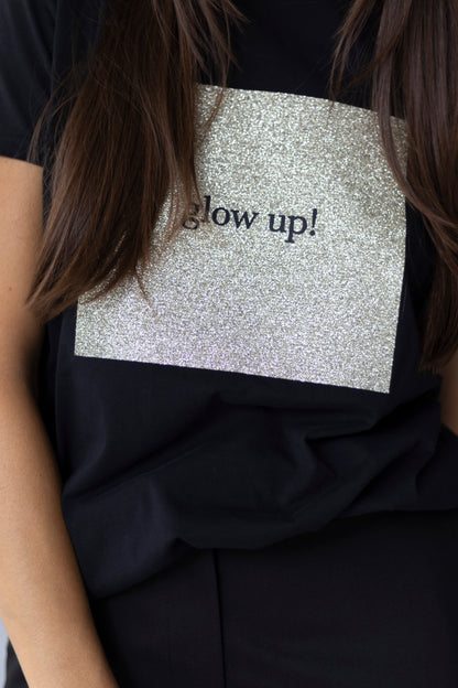 T-SHIRT "GLOW UP"